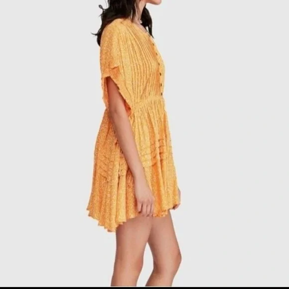 Free People One Fine Day Ditsy Floral Dress Size Medium - Picture 2 of 3